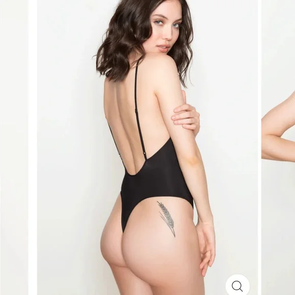 Only Hearts Second Skins Low Back Thong Black Bodysuit Size Medium NWT - Picture 3 of 5